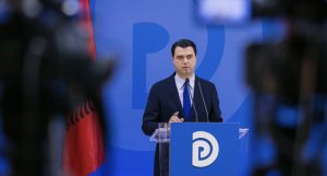 Basha: Shqipëria është në një udhëkryq të pamerituar, por bashkë do t’ia dalim