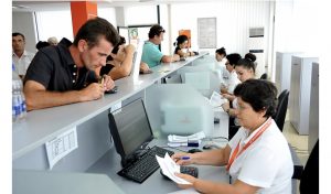 Bizneset dhe institucionet shtetërore thellojnë borxhin ndaj OSHEE, totali arrin 588 milionë euro
