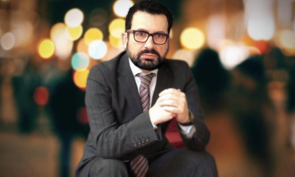 Pse nuk protestojmë kur humbet Shqipëria por kur na thërret partia?