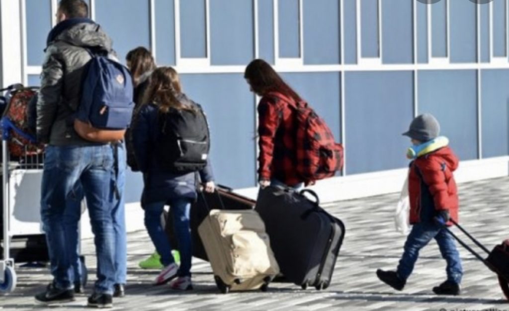 Shqipëria po shkon drejt shuarjes, shtesa natyrore e popullsisë ra 17%