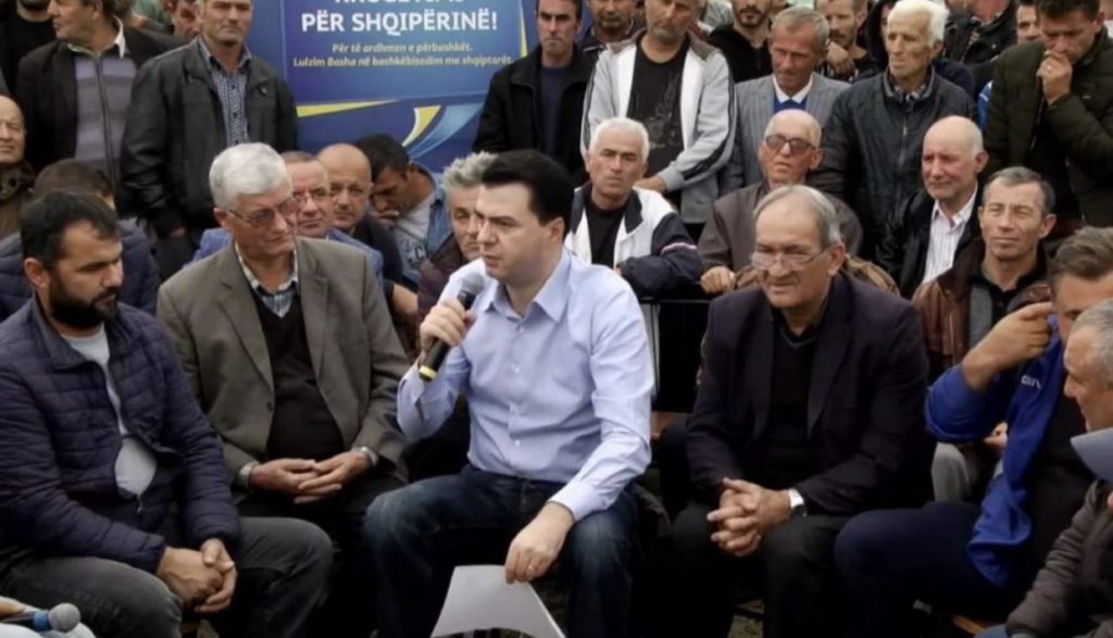 Edhe sa do durojmë? Basha, takime  me fermerët e Ura Vajgurore,