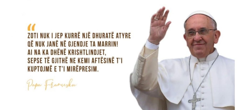 Rama uron me fjalët e Papa Franceskut: Zoti na ka dhënë Krishtlindjet, sepse…