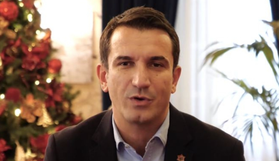 Veliaj uron Krishtlindjen duke kujtuar tërmetin: Atë ditë kuptuam se kemi…