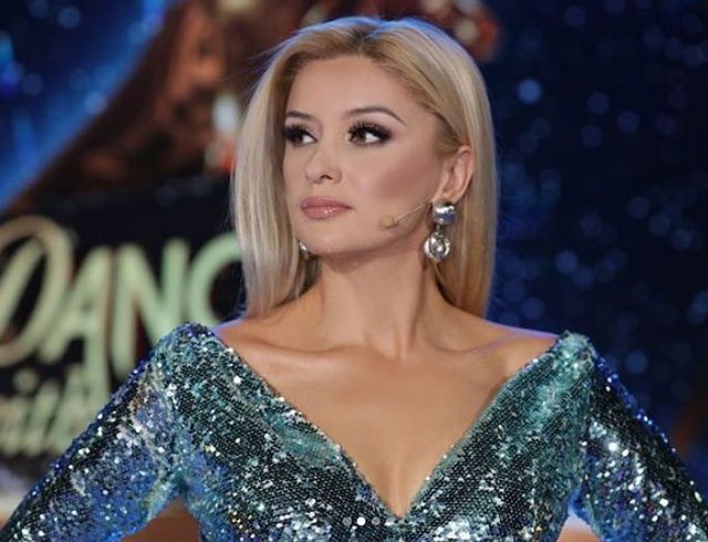 Pasi tha se do të publikojë prapaskenat e festivalit, Alketa bën postimin thumbues!