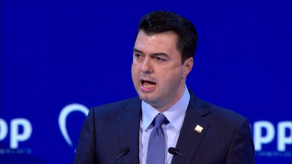 Basha: Vendi drejt krizës së thellë, Rama nuk prek milionat e oligarkëve