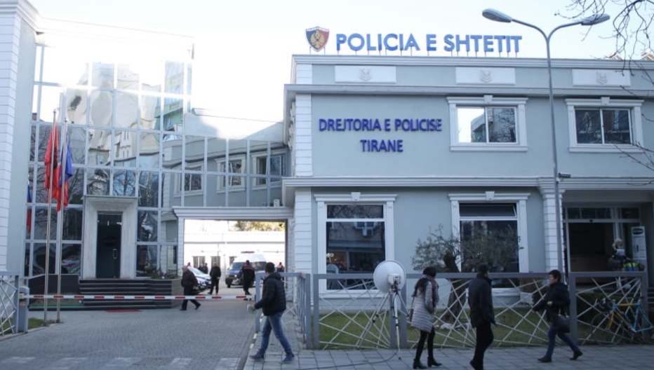 Si ra në kuth biznesmenia