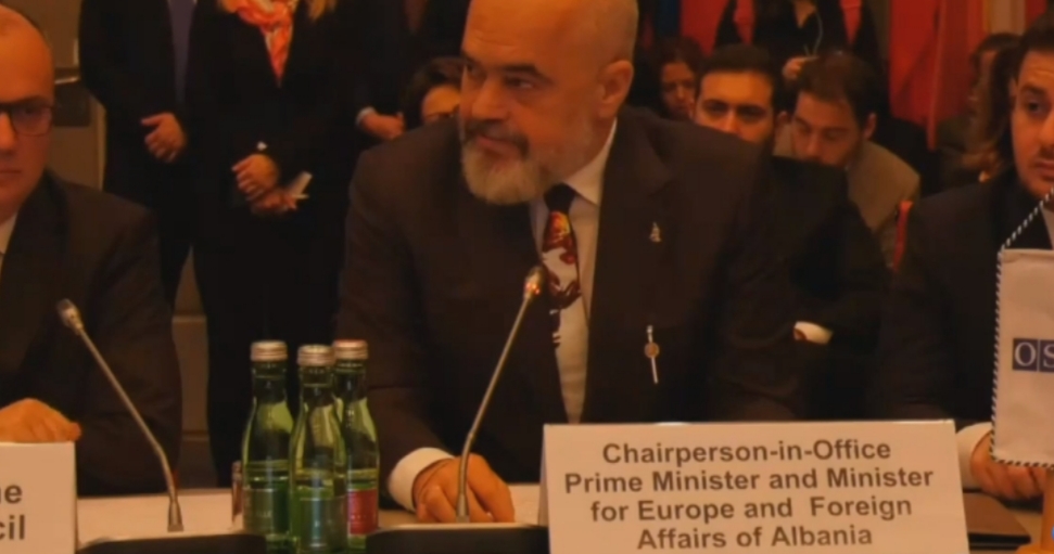 “Një vend djallëzor në mes të Evropës”, Rama flet për herë të parë pas deklaratave të Udhëheqësit Suprem të Iranit
