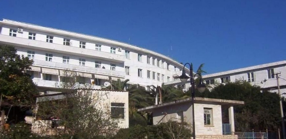 Gruaja shkoi në gjendje kome në spital, e nisin me helikopter drejt Tiranës. Çfarë zbuluan mjekët