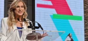 U pushua nga puna, ish-presidentja e Grammy padit Akademinë: Jam ngacmuar seksualisht