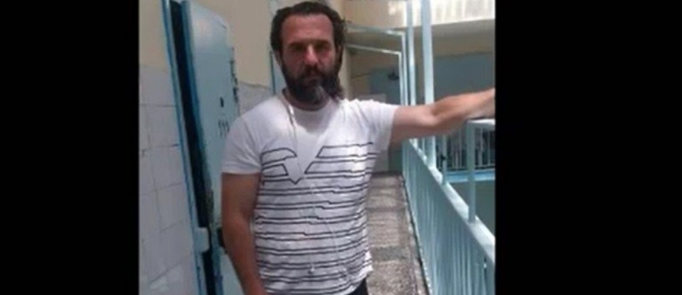 U arrestua sot ‘koka’ e grupit kriminal në Greqi, zbulohet kënga me foto nga qelia