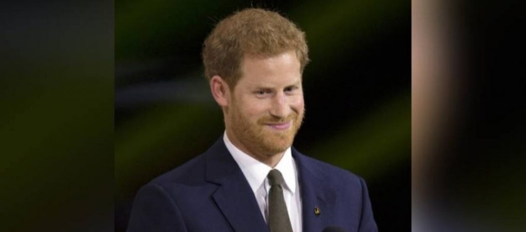 U largua nga familja, miqtë tregojnë si ndihet Harry