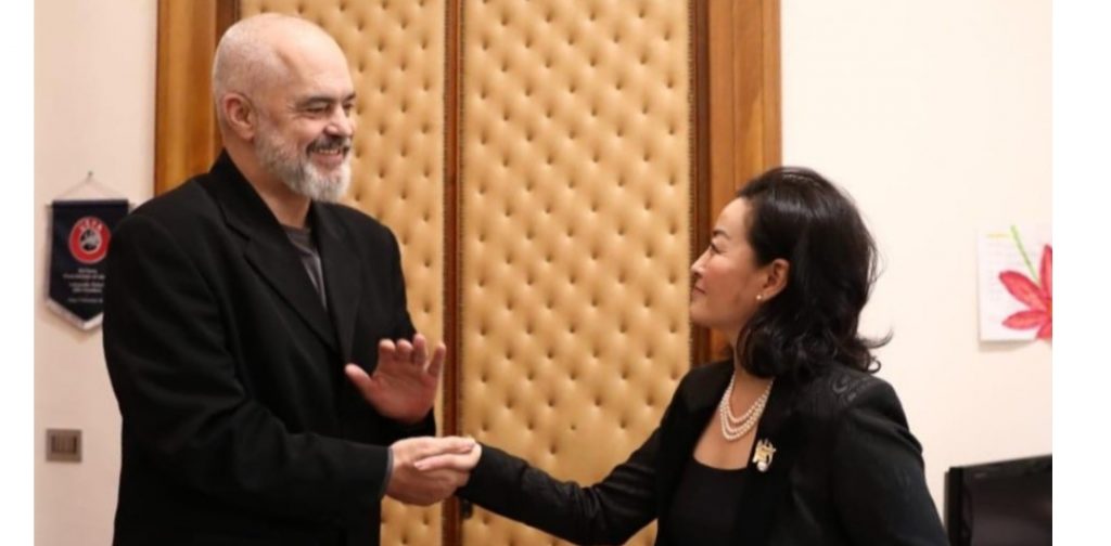 Takimi i Yuri Kim me kryeministrin Rama, ja çfarë shkruan ambasada amerikane