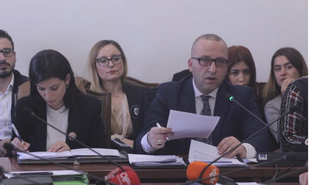 Këshilltari i Presidentit numëron argumentet: Sjell autoritarizëm