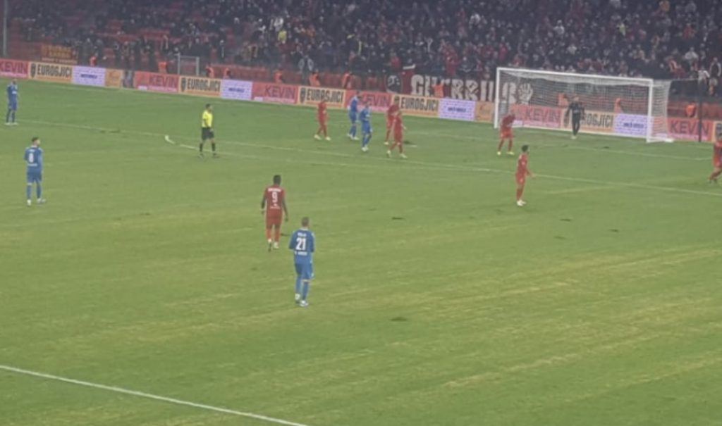Kukësi fiton mes polemikash ndaj Partizanit