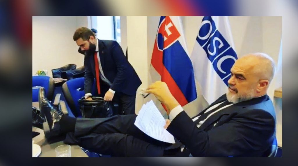 Gjekmarkaj: Pse Shqipëria u bë me tre ministra të Jashtëm në OSBE