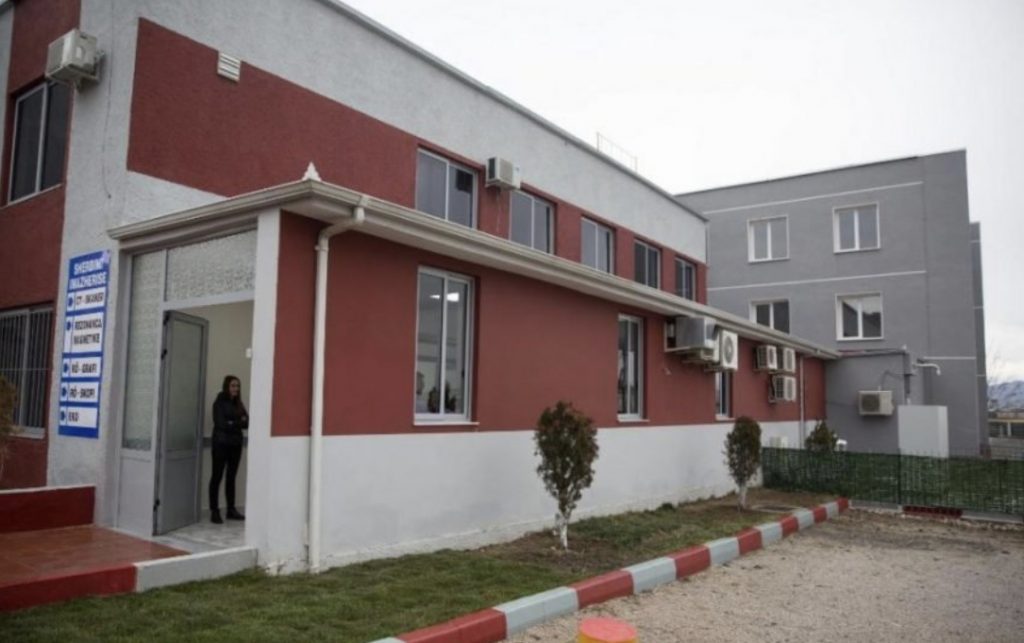Dëshmitarja tregon si e gjeti nëna pa jetë foshnjen 3 muajshe, hedh dyshime se…