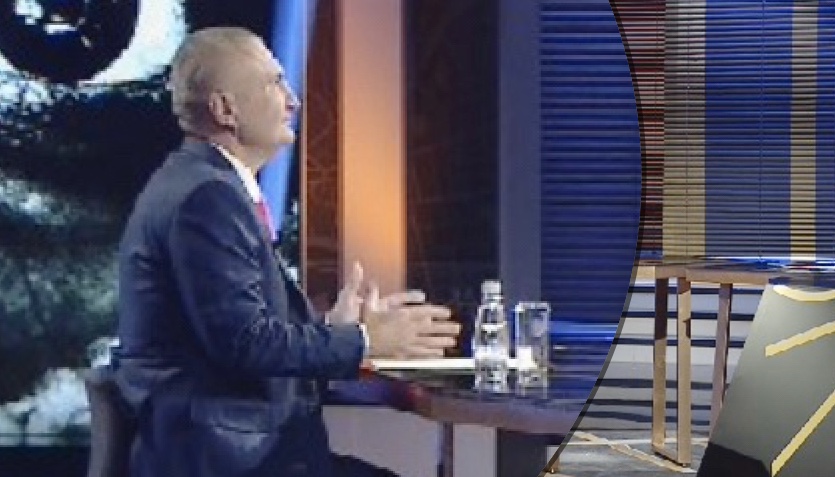 Presidenti Meta: Mazhoranca lojë politike.