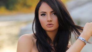 Anna Lika u zgjua me buzët e enjtura në mëngjes, por a ka arsye për t’u shqetësuar?