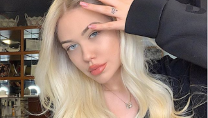 E bija publikoi foto seksi. Reagon Sabiani në koment