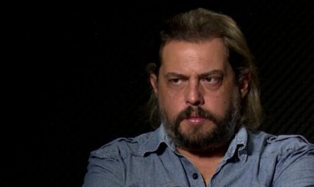 Vazhdojnë polemikat për Festivalin e Këngës, Elton Deda lëshon bombën: “Muzika ishte playback”