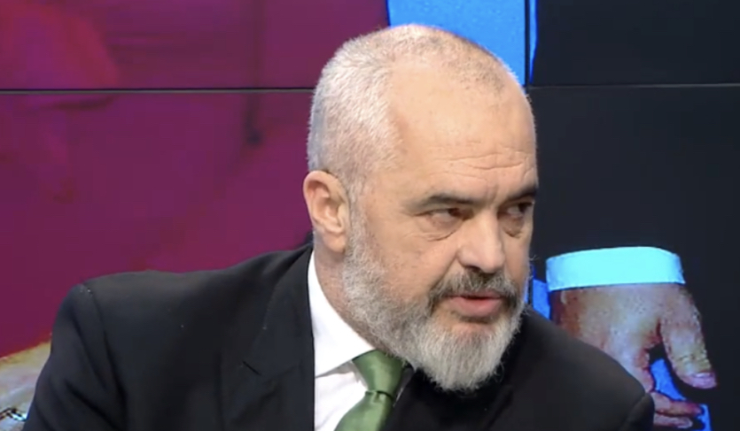 Kryeministri Edi Rama thotë se opozita shqiptare ka ndryshuar strategji sipas tij, sepse nuk i mëshon më tezës “o ik, o s’ka”