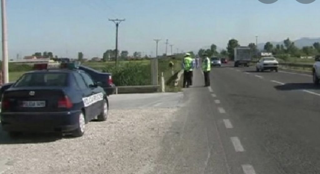Makina përplas 10-vjeçarin në Durrës, policia jep detajet e para