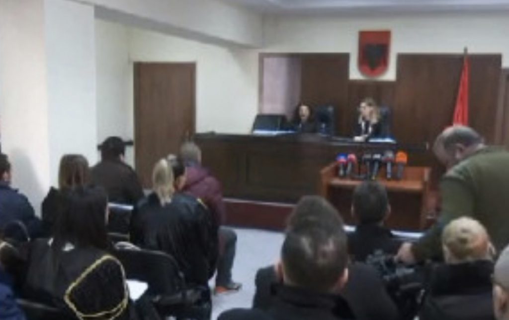 Gjykata e Tiranës jep vendimet për 31 të arrestuarit