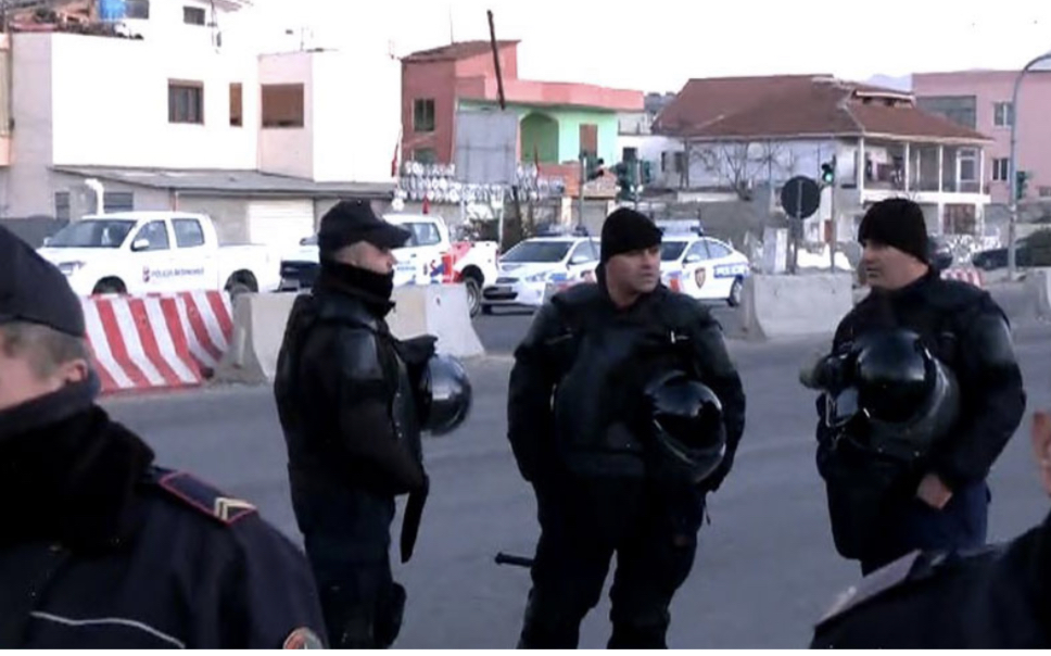 VIDEO/ Nis aksioni për shembjen e objekteve te Astiri