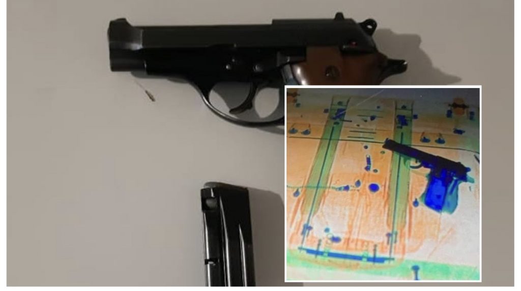 Durrsaku me pistoletë në valixhe për Bolonja