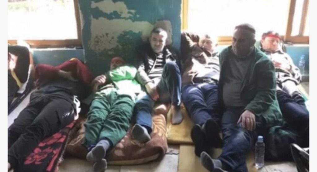 Mbyllet greva e urisë në Ballsh, naftëtarëve marrin  tre rroga