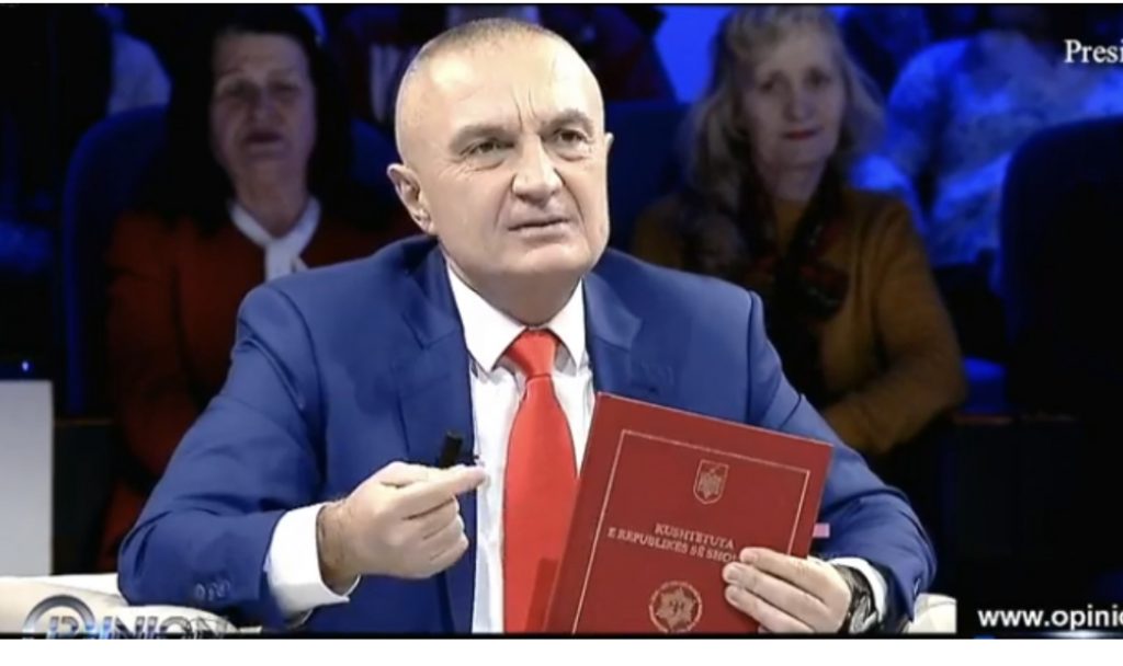 Presidenti Meta paralajmëron sot konferencë për mediat
