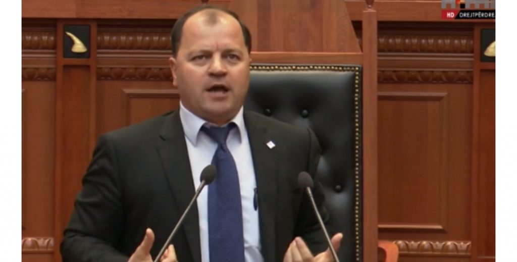 Deputeti i pakicës paralajmëron: KÇK do godasë opozitën, jo…