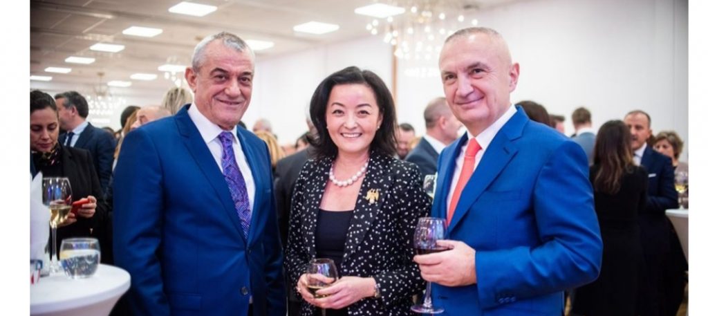 Ambasadorja amerikane, mes Presidentit Meta dhe kreut të Kuvendit: Tani e kuptoj që …