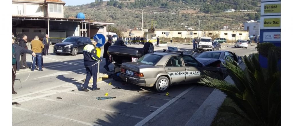 Zbulohet emri i personit që nuk iu bind policisë, përplasi patrullën dhe shkaktoi aksident me 5 të plagosur