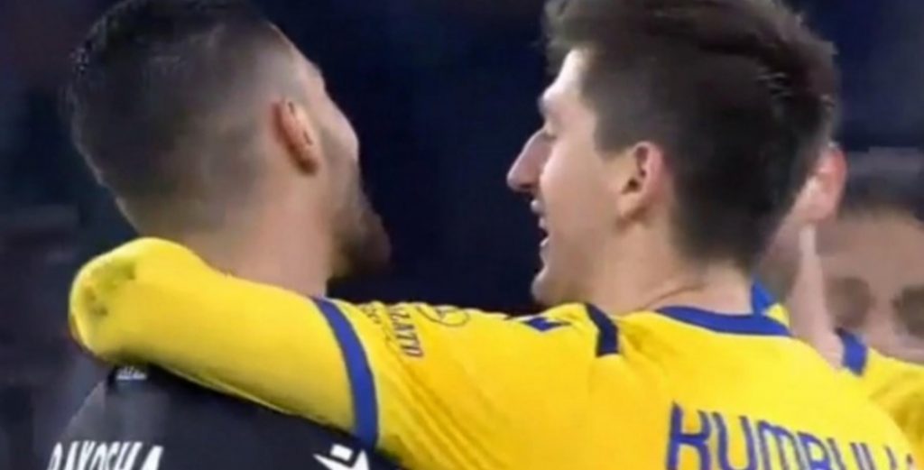 Verona ndali Lazion, Kumbulla e Rrahmani ngushëllojnë Strakoshën pas ndeshjes