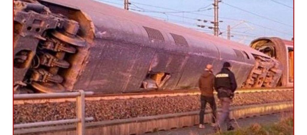 Treni del nga shinat në Itali, 2 të vdekur dhe disa të plagosur