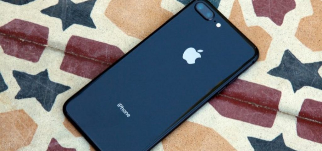 Telefoni i lirë nga Apple, iPhone SE 2, pritet të kushtojë 399 dollarë