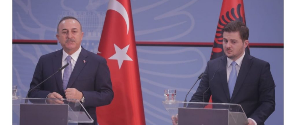 Ministri i Jashtëm turk tregon për çfarë kërcënimi kanë folur me Ramën