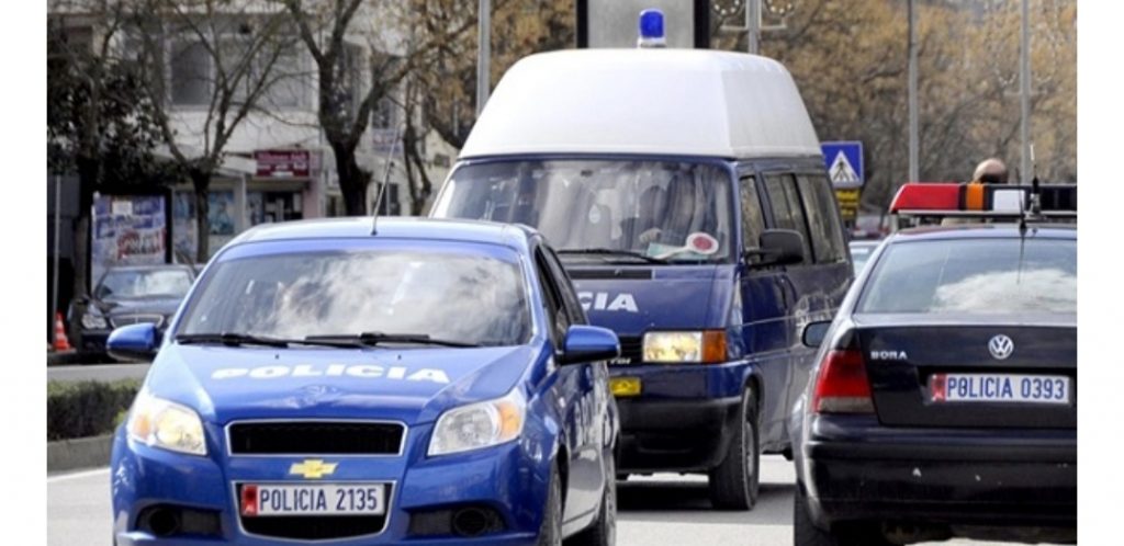 Digjet makina e një 41-vjeçari në Lezhë, policia kap autorin e dyshuar. Detajet e para