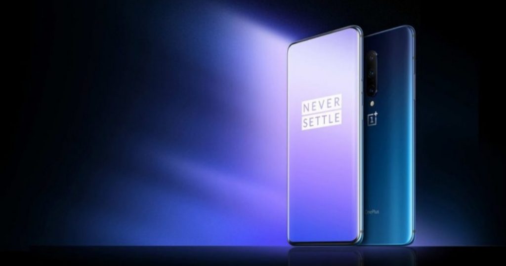 OnePlus 8 synon ta mposht rivalin e tij Samsung Galaxy S20