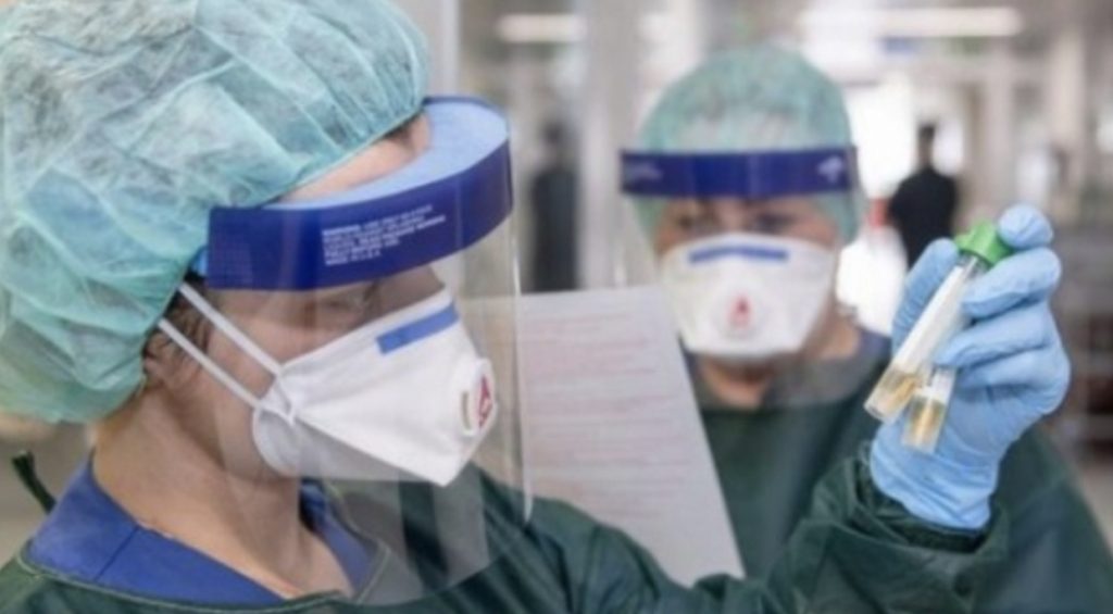 Koronavirusi,dalin rezultatet e analizave të tre shqiptarëve nga Kosova