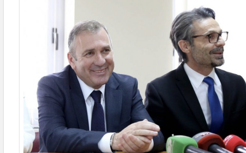 Kreu i BKH, dy kandidatë para makinës së të vërtetës