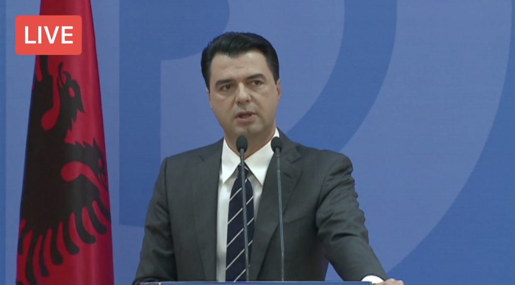 Koronavirusi, Basha : Le  të flasin mjekët!