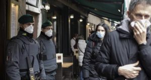 Komisioneri për shëndetësine: Pse u përhap kaq shpejt coronavirus në Italinë Veriore?