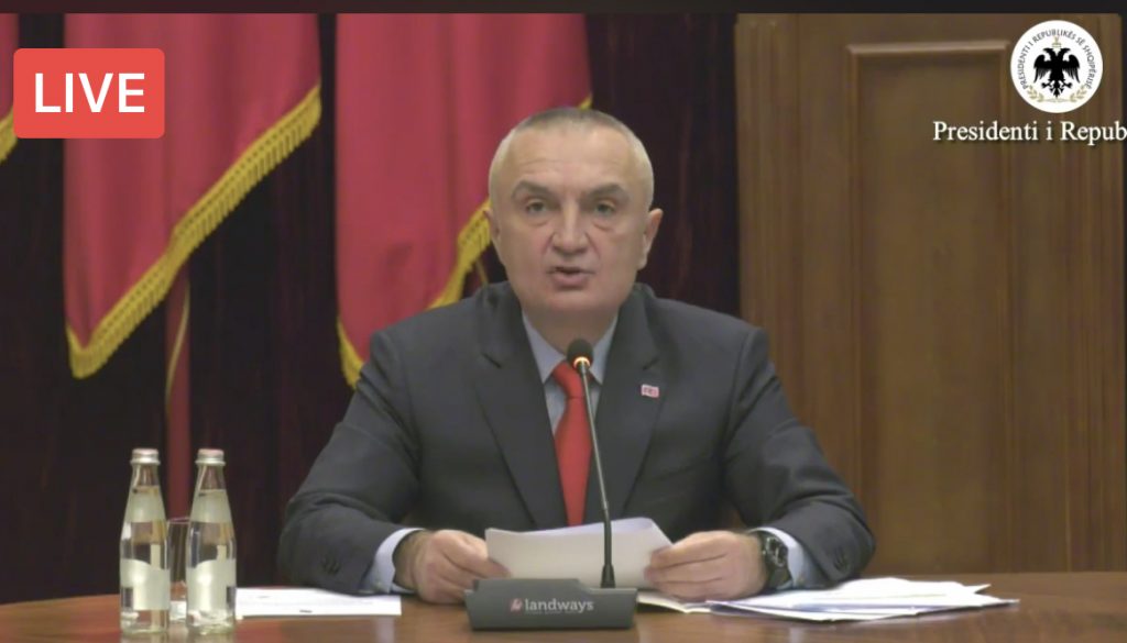 Presidenti Meta paralajmëron Ramën: Vish poture të gjëra me 2 mars!