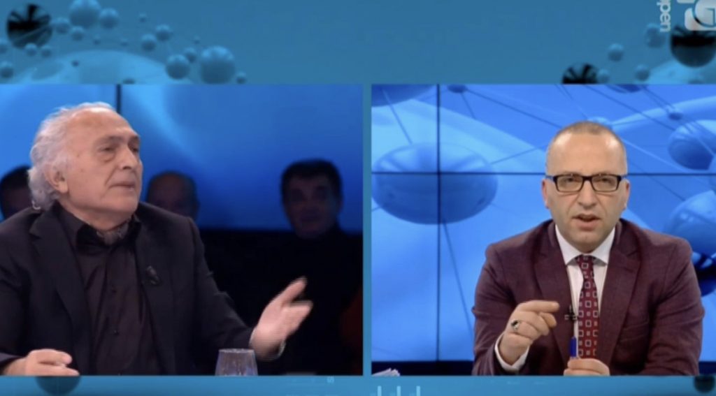 VIDEO/Frrok Çupi përplaset me këshilltarin e Metës: Servil, hajdut!