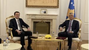 Albin Kurti kërkon shkarkimin e Thaçit nga posti i Presidentit të Kosovës