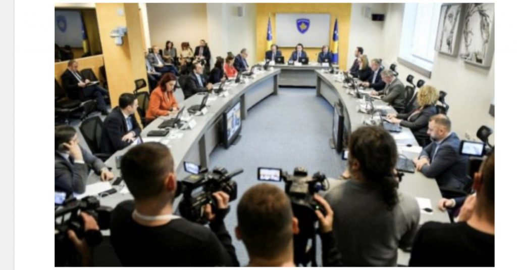 Kosova miraton Pakon Emergjente Fiskale/ Sa euro do marrin ata që mbeten pa punë