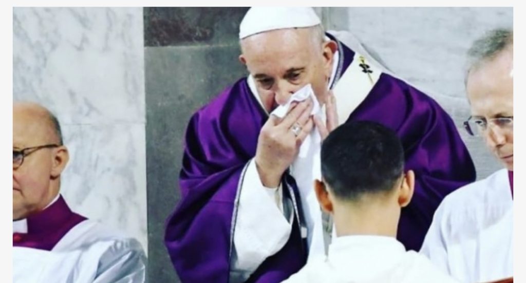 Papa Françesku pritet të bëjë testin e dytë për COVID-19