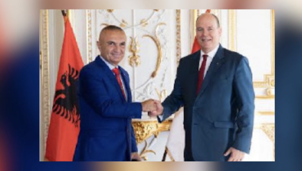 Princi i Monakos me koronavirus